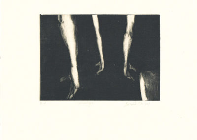 Monotype représentant des mains sur un fond noir. Artiste, Martes Martes. Lieu, Nuremberg.